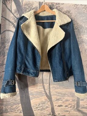 Vintage 70’s Denim Sherpa-Lined Jacket - Blue